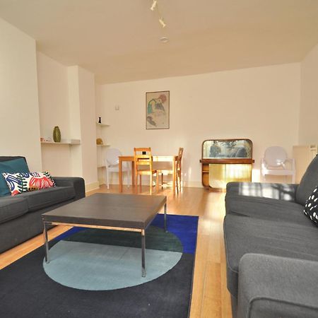 Large Garden Flat In The Heart Of Islington Apartment London Bagian luar foto